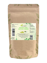 Beutel Grünteepulver (Matcha) von Aza Natural, 100 g, Kraftpapier mit Zip und ein Etikett mit grünem Pulver