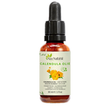 Fles calendula olie van Aza Natural, 30 ml, donker glas met pipet en een etiket met oranje goudsbloemen