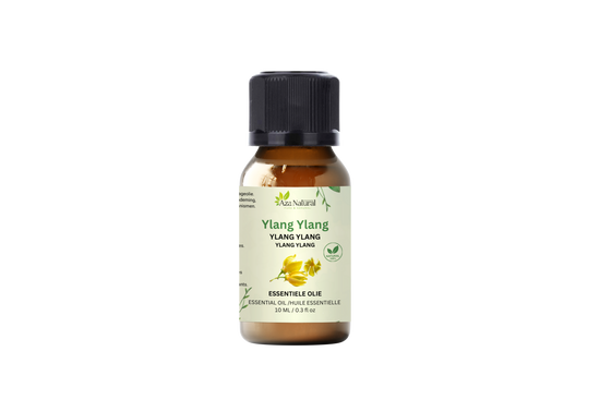 Flesje ylang ylang olie van Aza Natural, 10 ml, bruin glas met zwarte dop en een etiket met gele ylang-ylangbloemen
