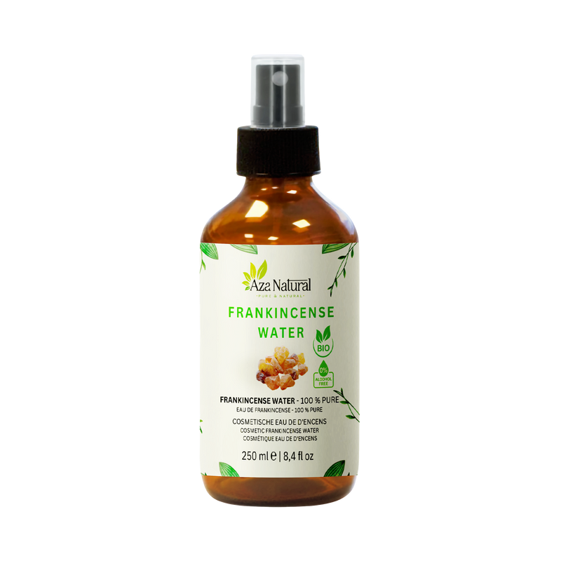 Flesje frankincense water van Aza Natural, 250 ml, bruin glas met sprayknop en een etiket met getekende harskorrels
