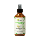Flesje roomse kamille water van Aza Natural, 250 ml, bruin glas met sprayknop en een etiket met kamillebloemen