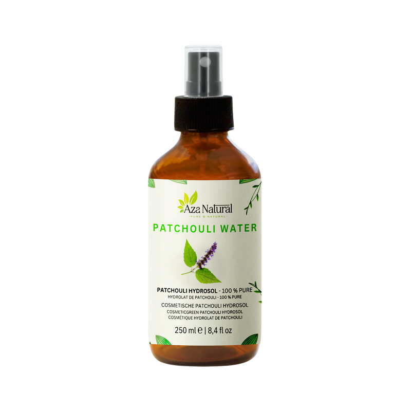 Flasche Patchouliwasser von Aza Natural, 250 ml, Braunglas mit Sprühkopf, Etikett mit Patchoulizweig mit lila Blütenähre
