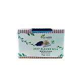 Savon au nila bleu Aza Natural, pain bleu de 75 g dans un fourreau de carton ondulé aux feuilles vertes