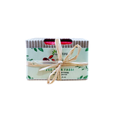 Savon à l’aker fassi Aza Natural dans son fourreau de carton ondulé, noué d’un ruban de raphia